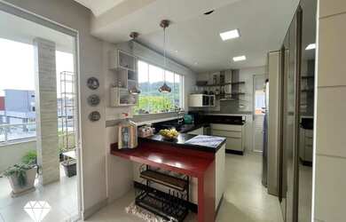 Imagem: O apartamento na cobertura possui 3 Dormitórios, 3 Banheiros