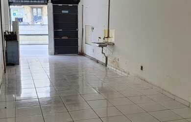 Imagem: O depósito possui 75m² de Área e está localizado em Centro