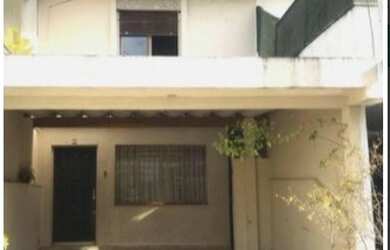 Imagem: A casa em condomínio possui 3 Dormitórios, 3 Banheiros, 2