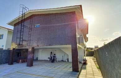 Imagem: A casa em condomínio possui 2 Dormitórios, 2 Banheiros, 1