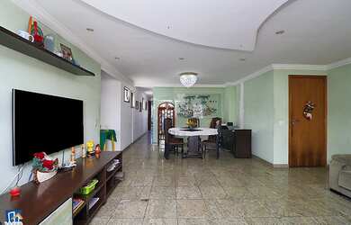 Imagem: O apartamento possui 3 Dormitórios, 5 Banheiros, 2 Vagas na