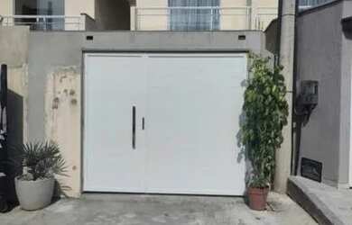 Imagem 1: Casa Jardim Letícia. Varanda, 1 Vaga na garageme2 Dormitórios