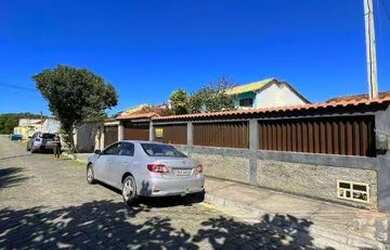 Imagem: A casa possui 2 Dormitórios, 1 Banheiro, 90m² de Área, Imóvel