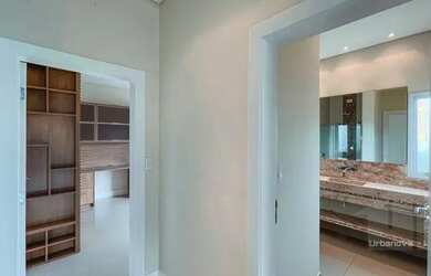 Imagem 3: Casa sobrado com piscina, sauna, forno a lenha de esquina com vista para...