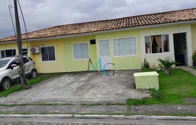 Imagem: A casa possui 2 Dormitórios, 1 Banheiro, 2 Vagas na garagem
