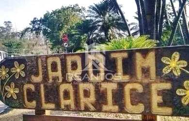 Imagem: O terreno possui 360m² de Área e está localizado em Anil