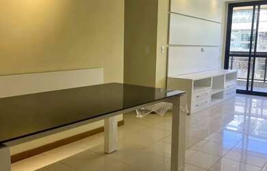 Imagem: O apartamento possui 3 Dormitórios, 3 Banheiros, 2 Vagas na