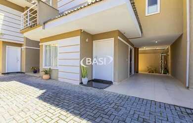 Imagem: A casa em condomínio possui 3 Dormitórios, 4 Banheiros, 2