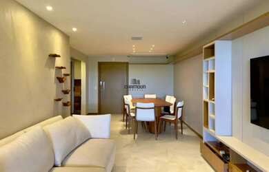 Imagem: O apartamento possui 4 Dormitórios, 5 Banheiros, 3 Vagas na