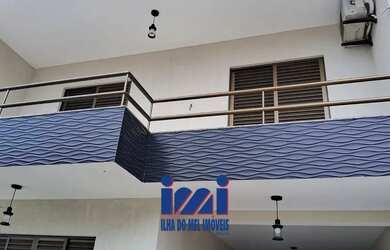 Imagem 2: Sobrado no centro de Guaratuba