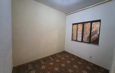 Imagem 10: Boa Casa Linear com 2 Quartos e Terraço na Estrada Senador Salgado Filho...