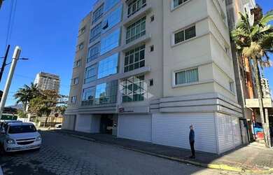 Imagem: O apartamento possui 2 Dormitórios, 3 Banheiros, 70m² de Área