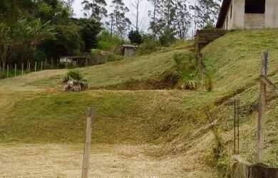 Imagem: A chácara possui 1.532m² de Área e está localizado em Ibiúna