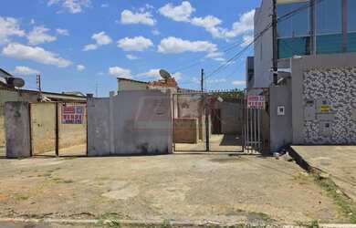 Imagem: O terreno possui 330m² de Área e está localizado em Taguatinga