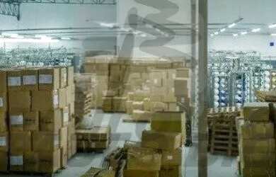 Imagem: O depósito possui 5 Vagas na garagem, 2.200m² de Área e