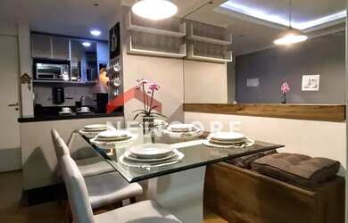 Imagem: O apartamento possui 2 Dormitórios, 1 Banheiro, 1 Vaga na garagem