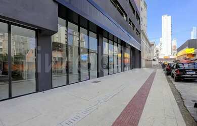 Imagem: O depósito possui 1 Vaga na garagem, 136m² de Área, Imóvel