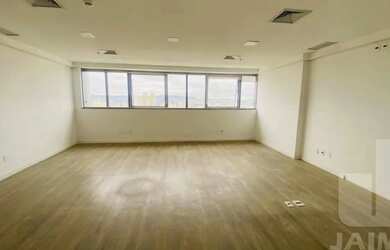 Imagem: O depósito possui 50m² de Área e está localizado em Santa