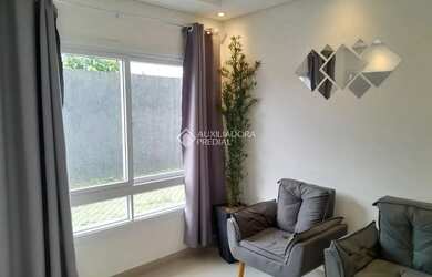 Imagem: A casa em condomínio possui 3 Dormitórios, 4 Banheiros, 1