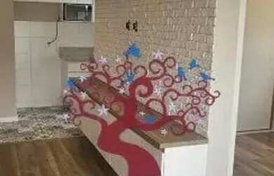 Imagem: O apartamento possui 2 Dormitórios, 1 Banheiro, 1 Vaga na garagem