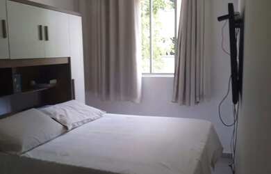 Imagem: O apartamento possui 3 Dormitórios, 1 Banheiro, 1 Vaga na garagem