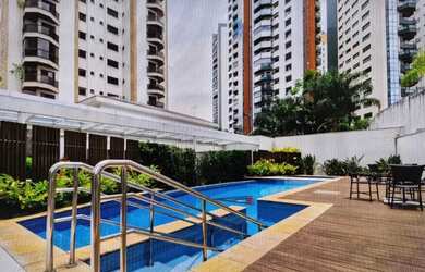 Imagem: O apartamento possui 1 Dormitório, 1 Banheiro, 2 Vagas na garagem