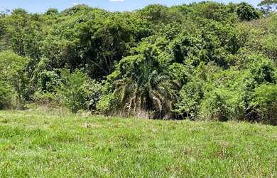 Imagem: A chácara possui 2000m² de Área e está localizado em Setor