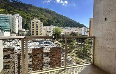 Imagem: O apartamento possui 3 Dormitórios, 3 Banheiros, 1 Vaga na