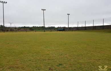 Imagem: O terreno e está localizado em Centro, Foz do Iguaçu à venda