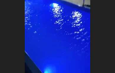 Imagem: A casa possui 3 Dormitórios, 3 Banheiros, 2 Vagas na garagem