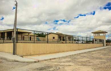 Imagem 14: LOTEAMENTO EM AQUIRAZ. PiscinaeChurrasqueira