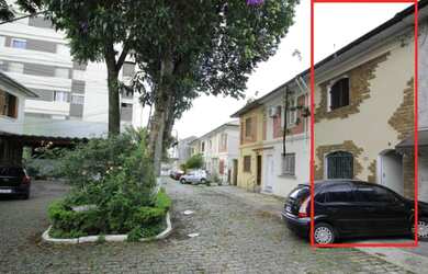 Imagem: A casa possui 3 Dormitórios, 2 Banheiros e 116m² de Área