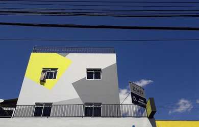 Imagem: O apartamento possui 3 Dormitórios, 1 Banheiro e 160m² de