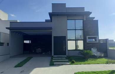 Imagem: A casa em condomínio possui 3 Dormitórios, 4 Banheiros, 4