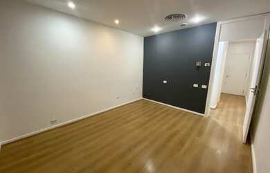 Imagem: O depósito possui 1 Vaga na garagem, 30m² de Área e está