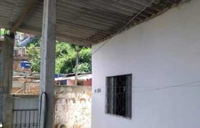 Imagem 1: Casa. Varandae3 Dormitórios