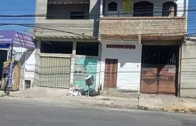 Imagem: A casa possui 2 Dormitórios, 2 Banheiros, 1 Vaga na garagem