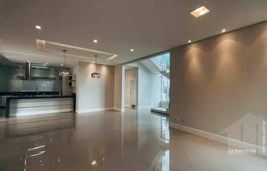 Imagem 12: Casa sobrado com piscina, sauna, forno a lenha de esquina com vista para...