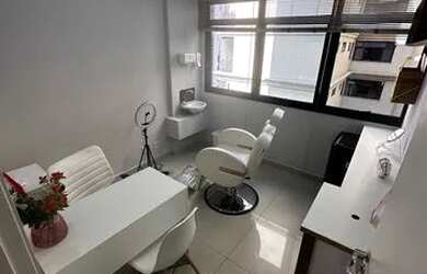 Imagem: O depósito possui 1 Vaga na garagem, 42m² de Área e está