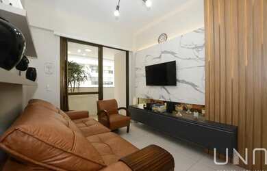 Imagem: O apartamento possui 2 Dormitórios, 2 Banheiros, 2 Vagas na