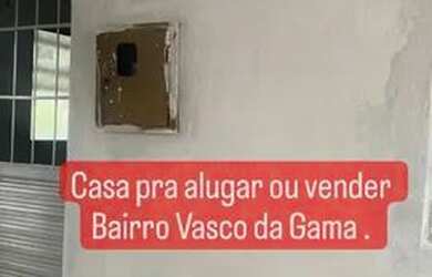 Imagem: A casa possui 2 Dormitórios, 1 Banheiro e está localizado