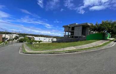 Imagem: O terreno possui 578m² de Área e está localizado em Alphaville