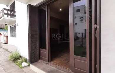 Imagem 10: Casa em Jardim Carvalho. Churrasqueira, Área de serviço, Lareirae5 Vagas...