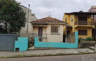 Imagem: O terreno possui 660m² de Área e está localizado em Santa