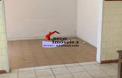 Imagem: A casa possui 5 Dormitórios, 2 Banheiros, 4 Vagas na garagem