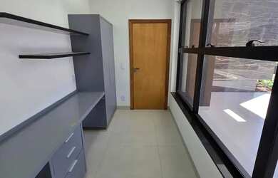 Imagem 9: Casa de condomínio para venda tem 241 metros quadrados