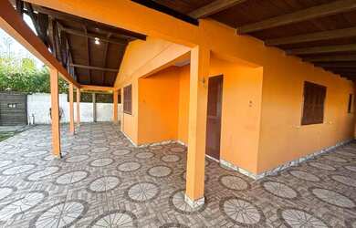 Imagem 3: Casa para Venda em Imbituba, Ribanceira, 3 dormitórios, 1 suíte, 2 banheiros,...