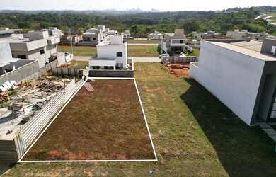 Imagem: O terreno possui 259m² de Área, Imóvel novo e está localizado