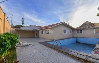 Imagem 4: Vendas Casa Curitiba PR. 400m² de Área, 5 Vagas na garageme5 Dormitórios