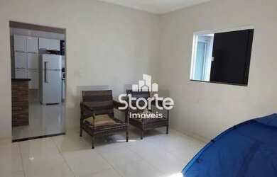 Imagem 5: Casa estilo sobrado com 4 dormitórios à venda, 225m² por R$ 650.000...